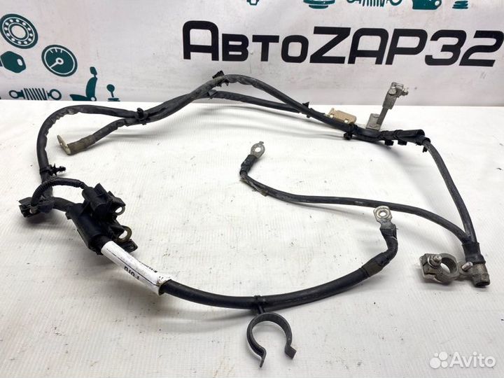 Проводка стартера Ford Focus хэтчбек 2010