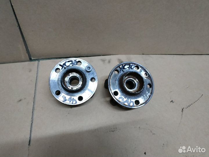 Вольво XC70 S80 AWD ступица задняя 31360027