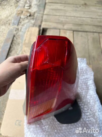 Фонарь задний правый renault logan 1