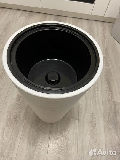 Кашпо для цветов напольное