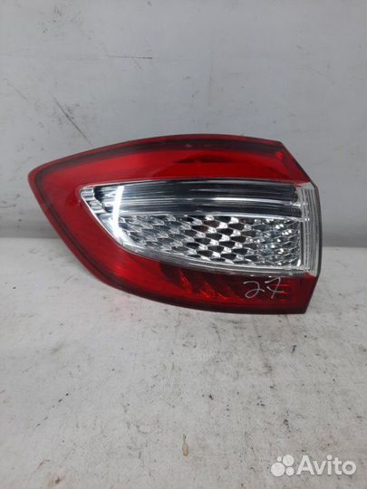 Фонарь задний левый Ford Mondeo универсал 1.6 T1BB