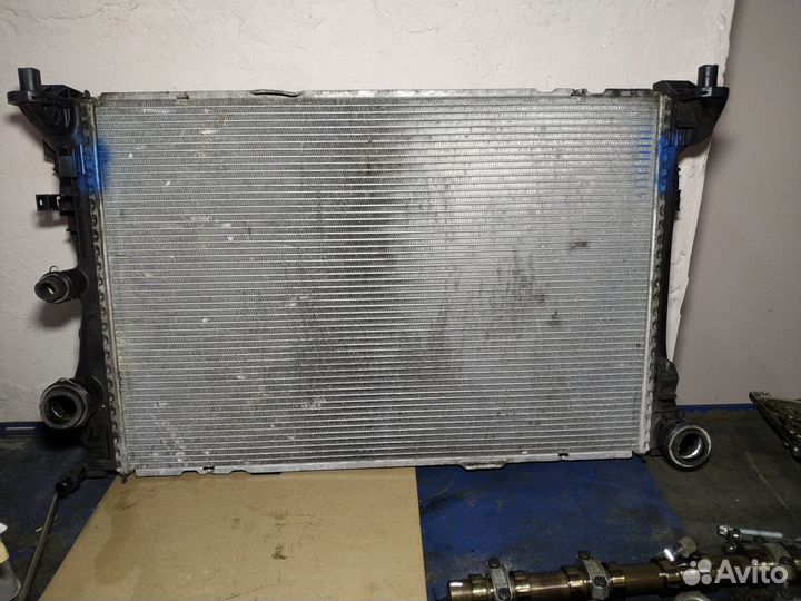 Радиатор охлаждения двигателя c204 1.8 2.5