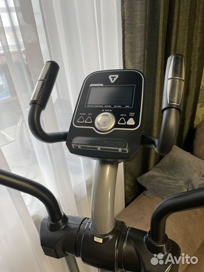 Эллиптический тренажер torneo