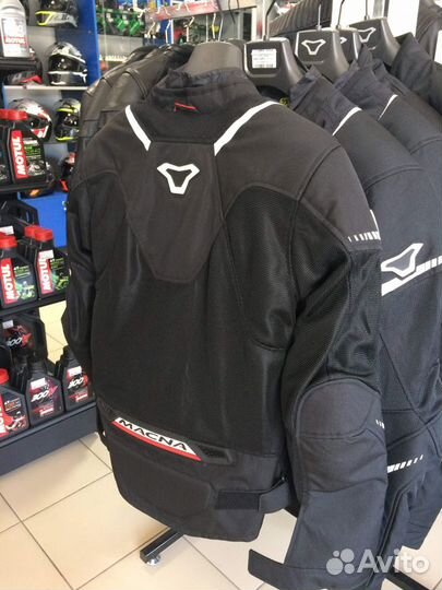 Мотокуртка куртка macna Италия