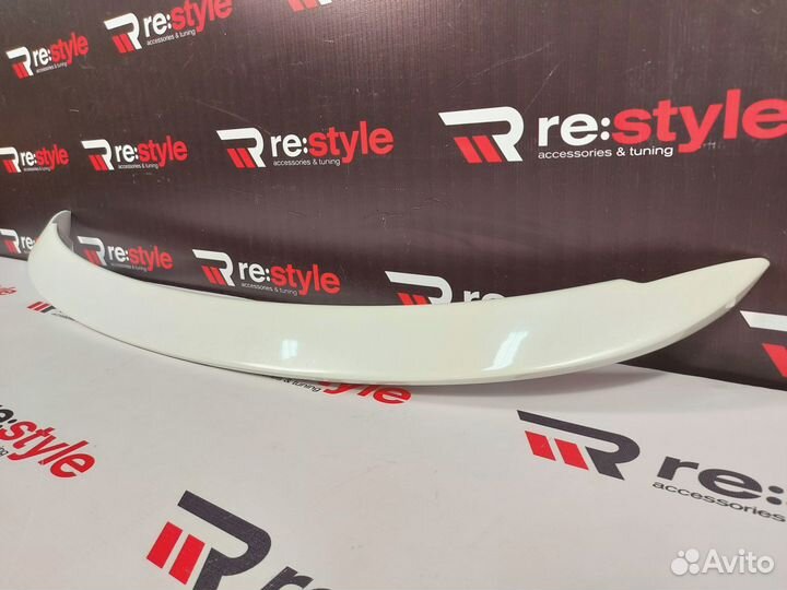 Спойлер Toyota Vitz 130 Белый Перламутр