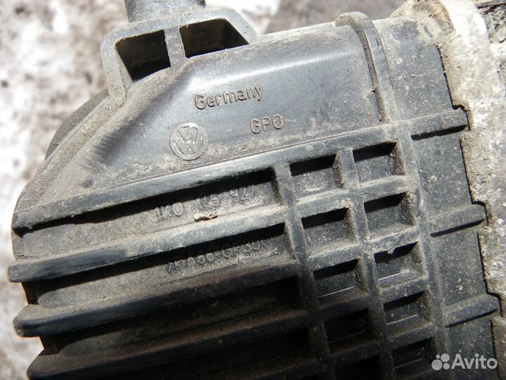 Интеркулер VW Golf 5