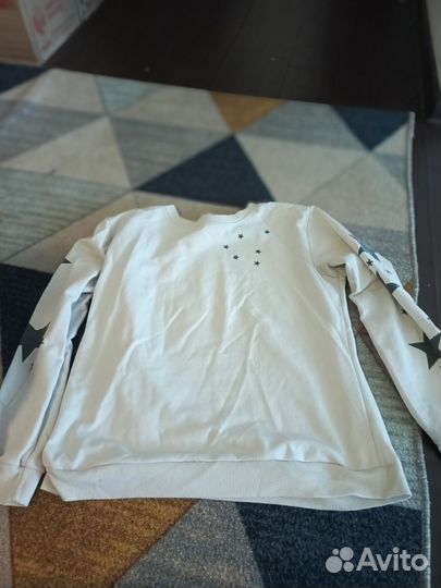 Кофточки, туники