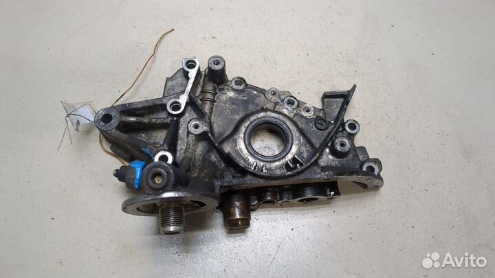 Насос масляный Mitsubishi Space Star, 2000