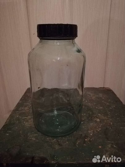 Бутыль стеклянная