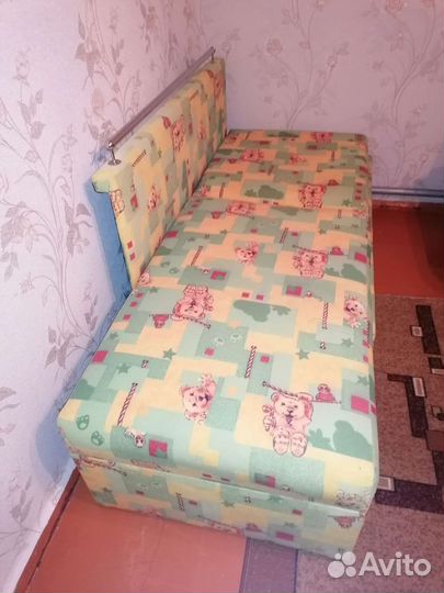 Детский диван бу