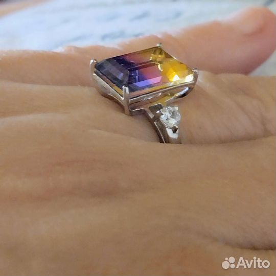Шикарное серебряное кольцо с аметрин