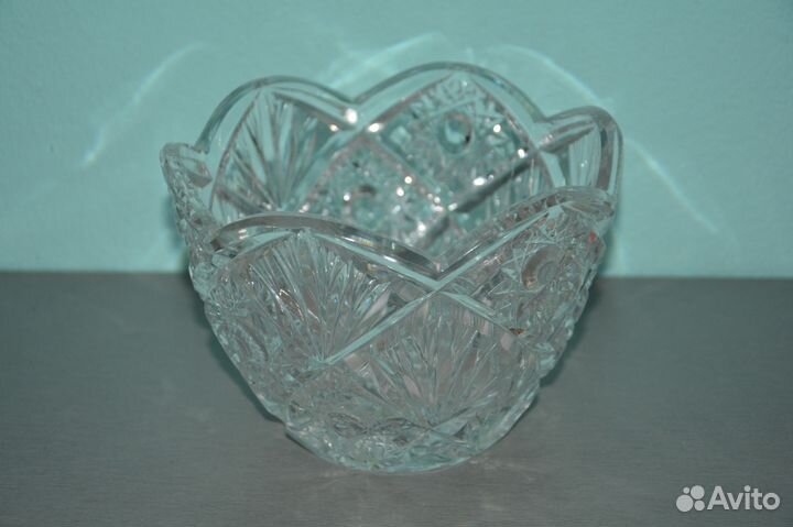 Хрустальная ваза