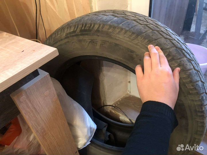 Pirelli Carrier 225/65 R17