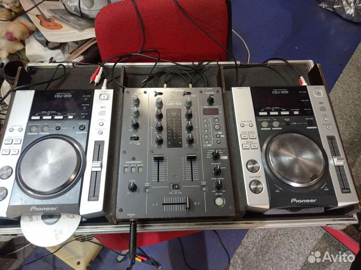 Dj пульт pioneer DJM 400