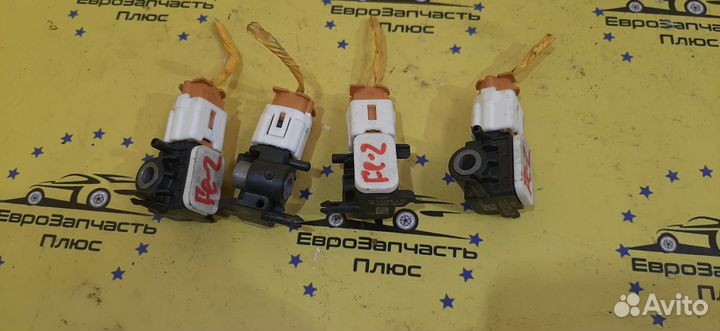 Датчик удара Hyundai Santa Fe 2