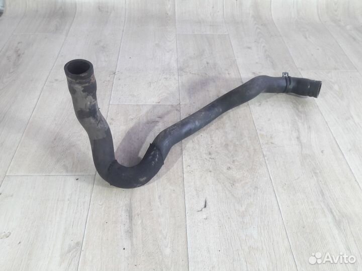 Патрубок системы охлаждения Nissan Almera G15