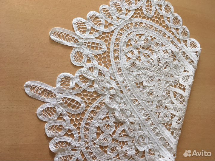 Дорожка, накомодник, салфетка