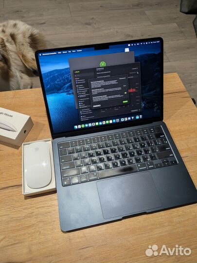 Apple Macbook air m2 256 (мышка Apple в подарок)