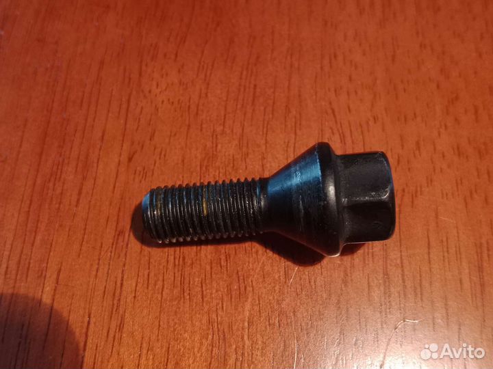 Колесный болт секретка от бмв