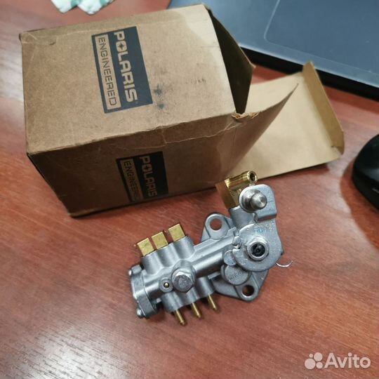 1204438 Насос масляный Polaris ASM., OIL pump, 800