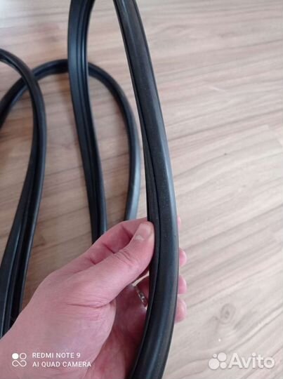 W463 уплотнитель лобового стекла