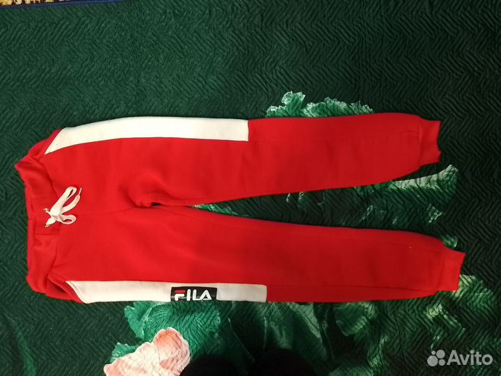 Теплый спортивный костюм на девочку 11-12 лет