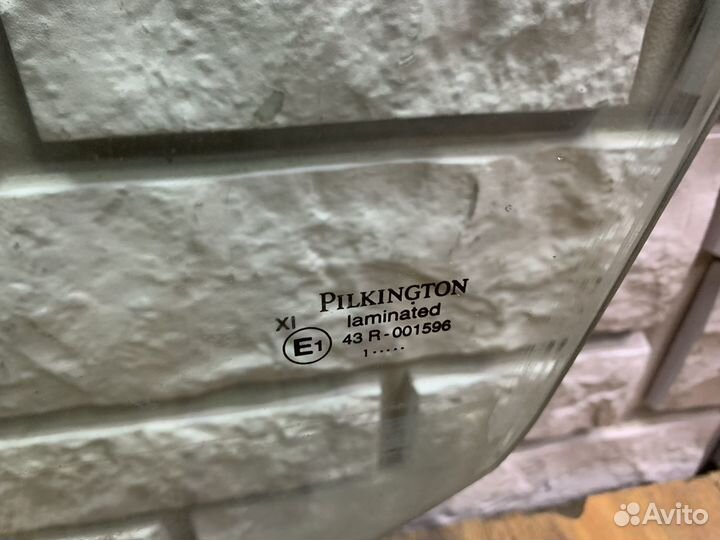 Infiniti M25/Q70 (Y51) Стекло двери передней LH RH