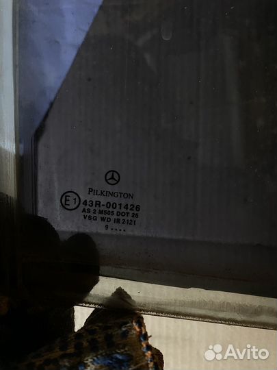 Стекло заднее правое Mercedes w220 500s long