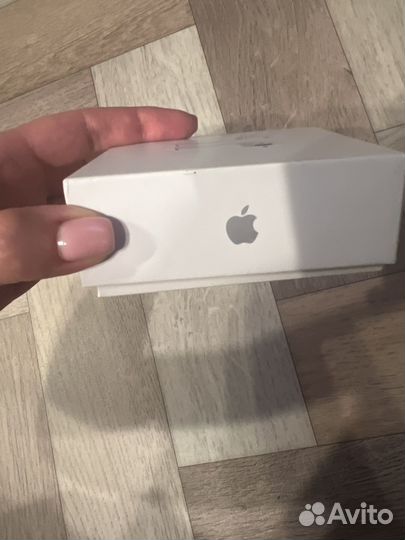 Коробка от airpods
