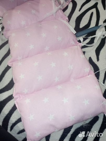 Бортики в детскую кроватку для девочки