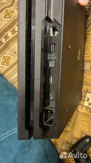 Sony playstation 4 PS4 pro 1tb