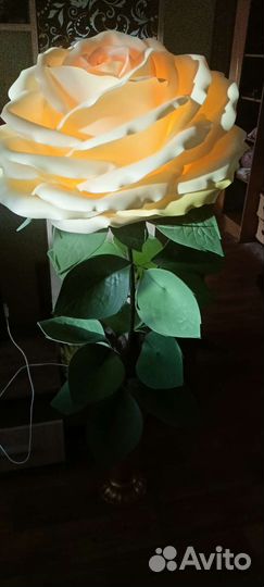 Светильник роза