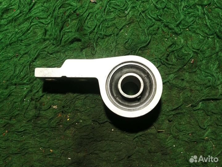 Сайлентблок Nissan X-Trail I 0113. delphi