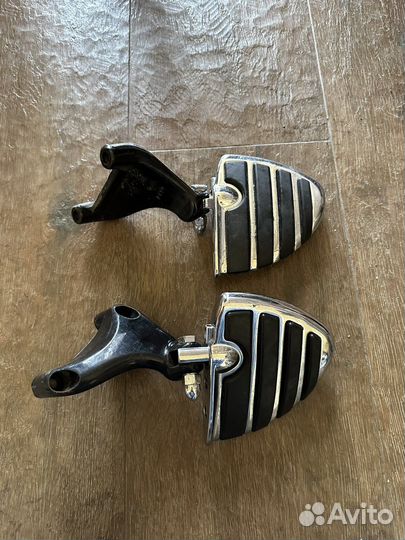 Подножки для мотоцикла Harley Davidson