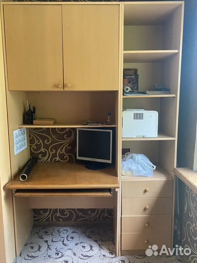 Компьютерный стол