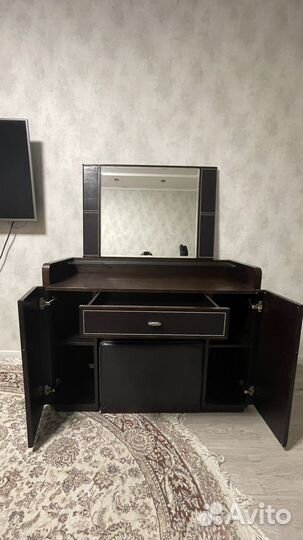 Комплект мебели для спальни vinotti