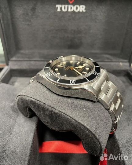 Часы Tudor Black Bay 41mm M79230N-0009