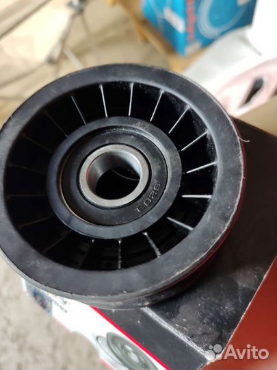 T38016 Gates ролик натяжителя