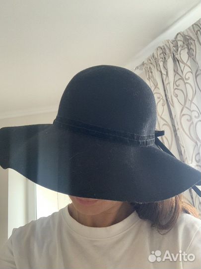 Шляпа фетровая