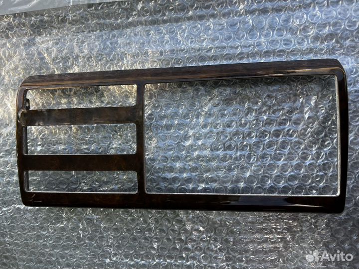 Дерево монитора BMW E38