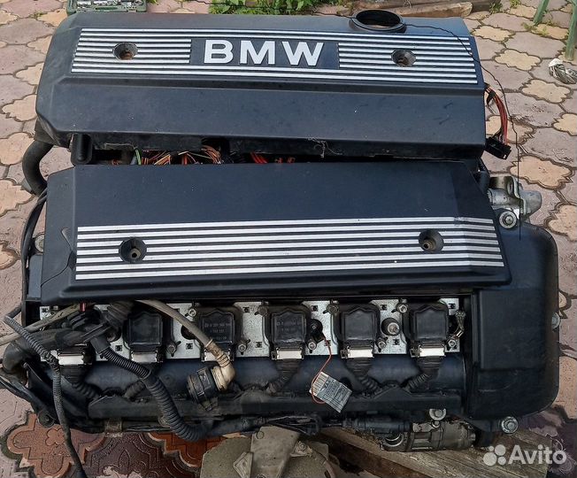 Двигатель М54b25