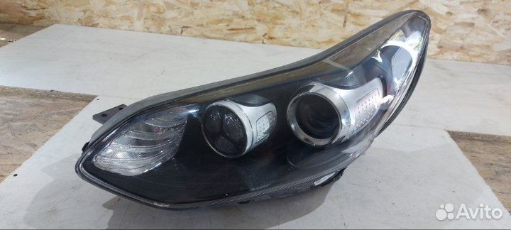 Фара галогеновая передняя левая Kia Sportage 4