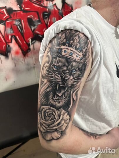 Работа в тату мастером