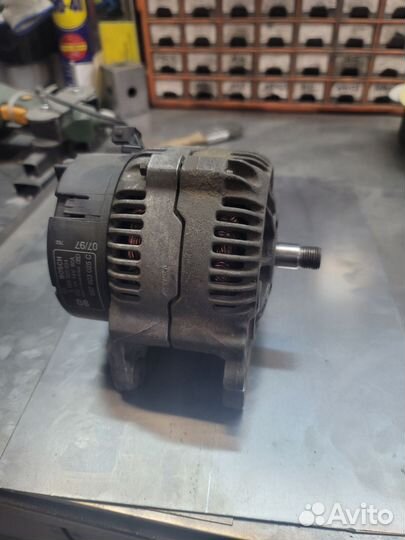 Продам генератор wv гольф4 бора