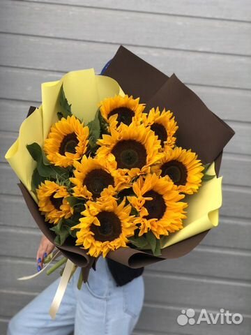 Букет цветов из подсолнухов