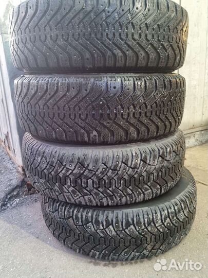 Goodyear EfficientGrip 15/65 R15