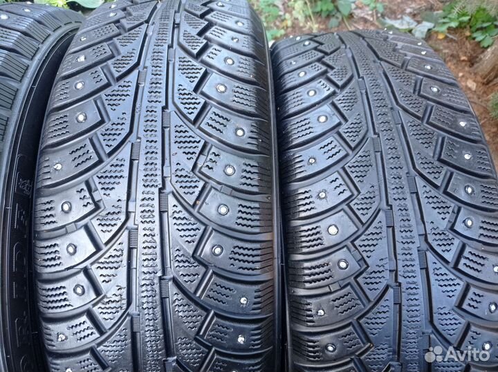 Goodride SW 606 215/55 R18