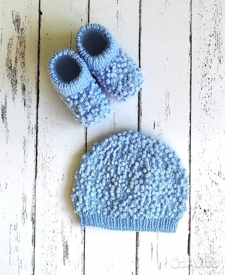 Чепчик и пинетки для малыша