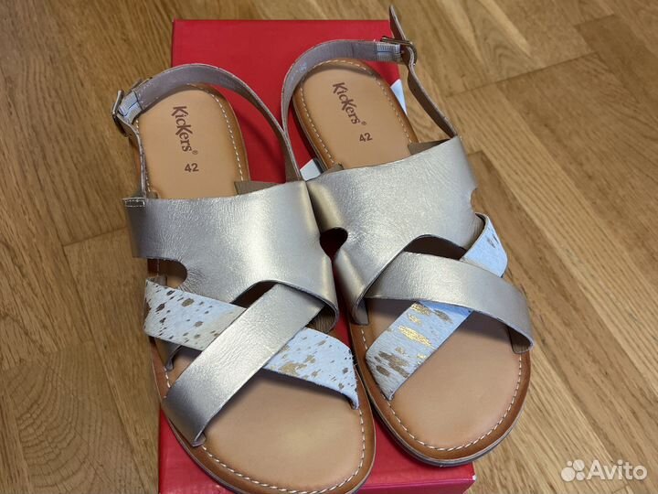 Босоножки новые 41-42