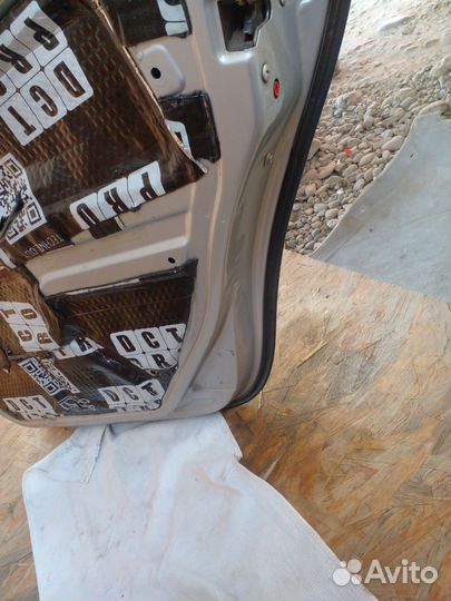 Дверь задняя правая Лада Гранта